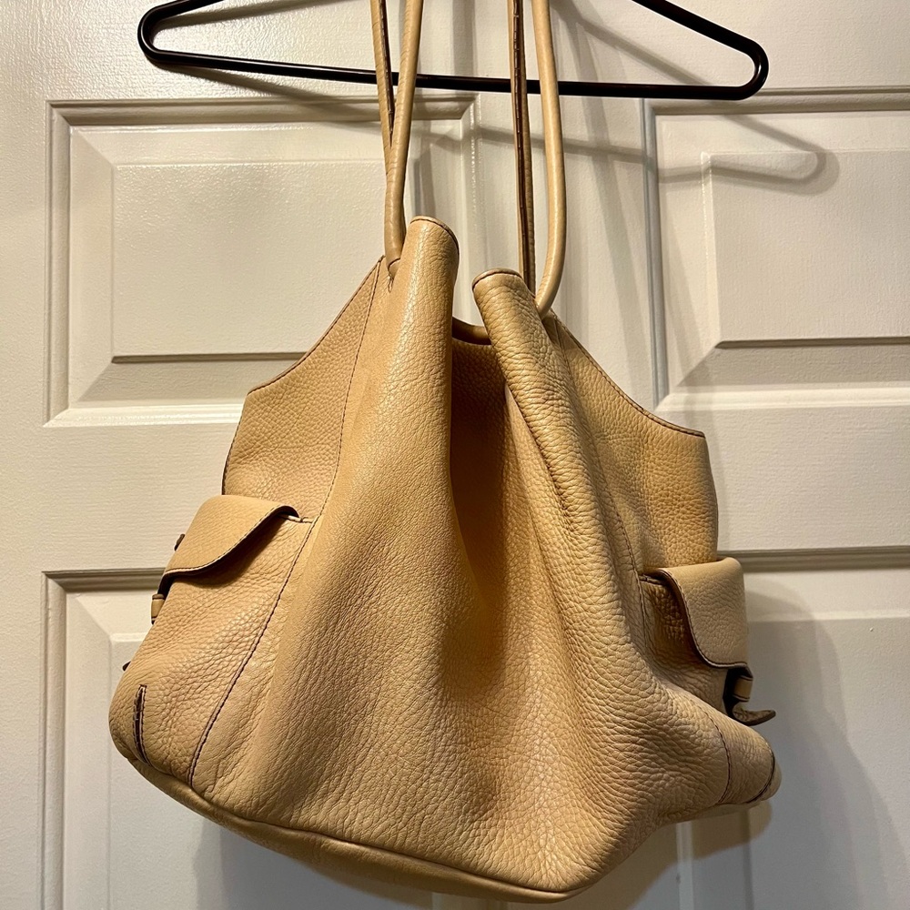 Cole Haan Leather Bag. Great condition